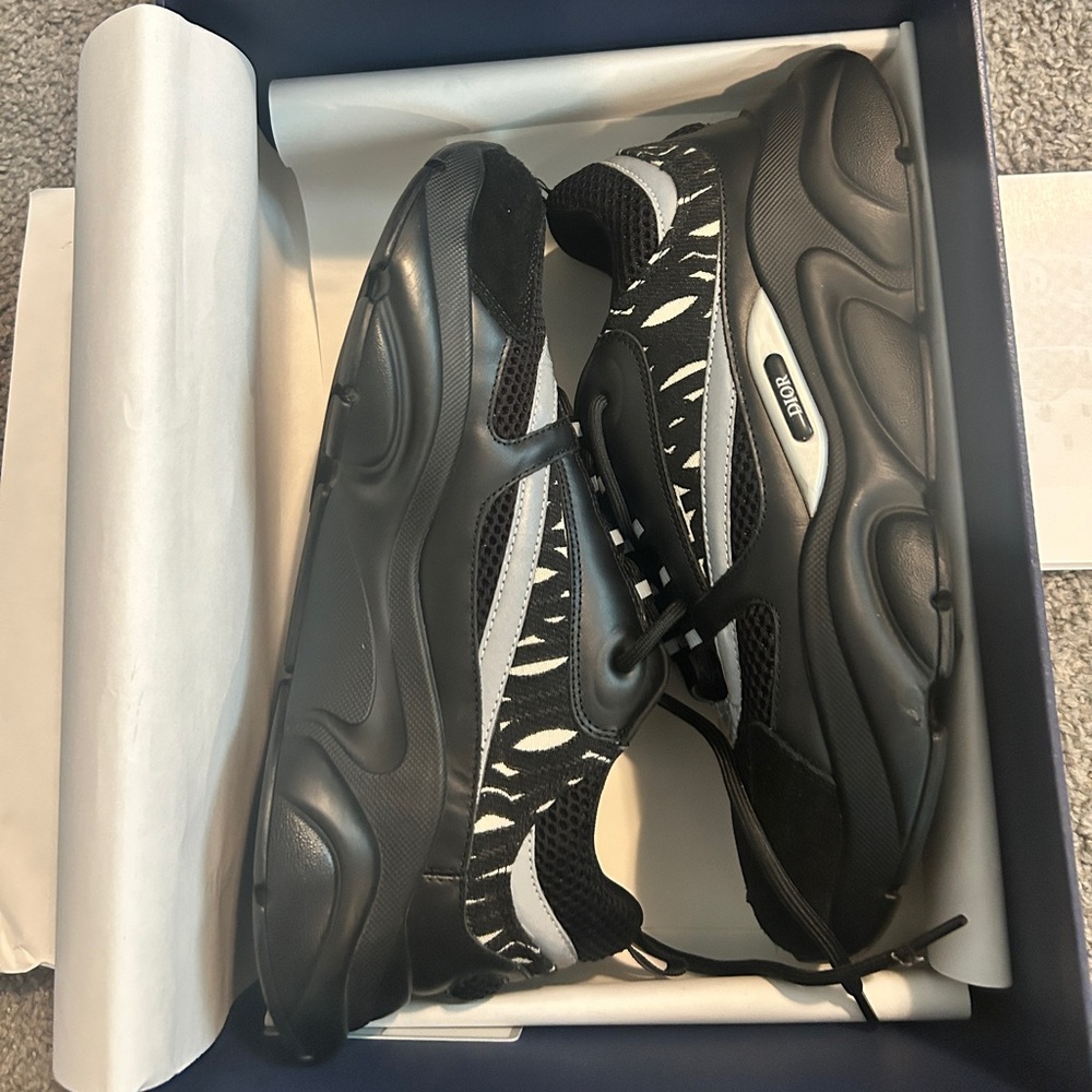 MENS DIOR B22 SIZE 10